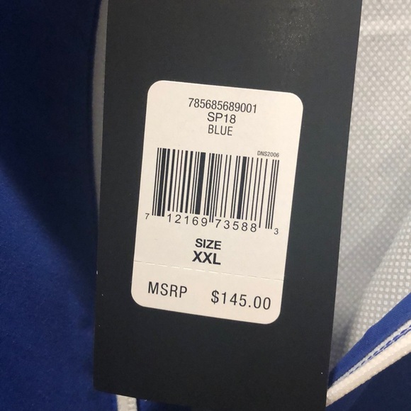 Windbreaker - Picture 4 of 4